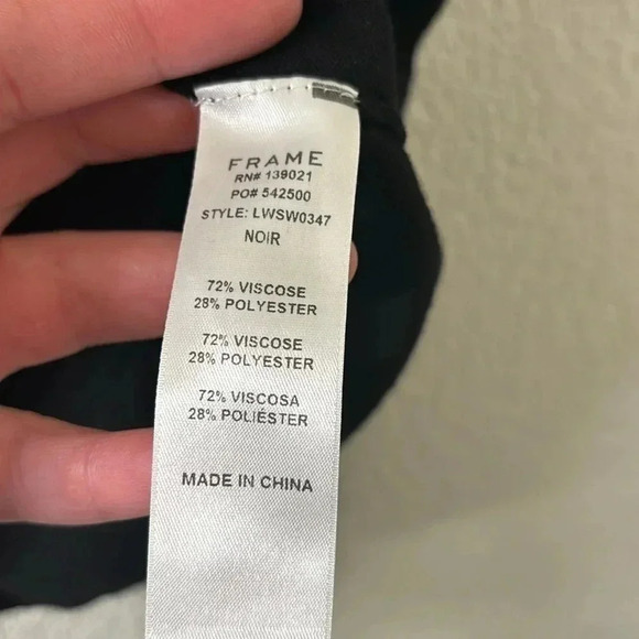 FRAME Ruffle Neck-tie Sleeveless Noir Sleeveless Knit Top - Picture 7 of 7